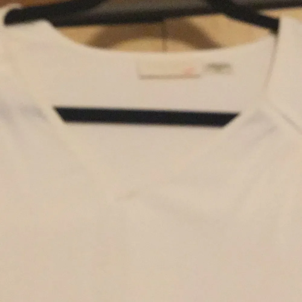 Ramy BrookSumner V-Neck Pleated Cuff Blouse - Picture 3 of 11